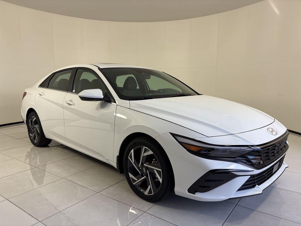 Thumbnail: 2025 Hyundai Elantra - 7