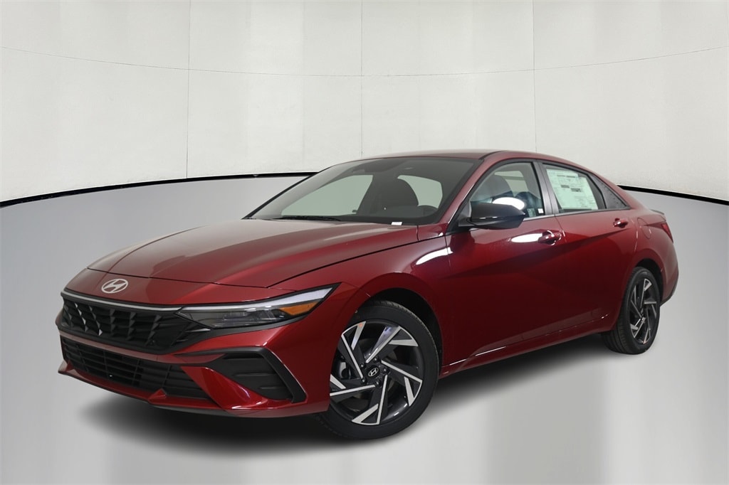 Thumbnail: 2025 Hyundai Elantra - 3