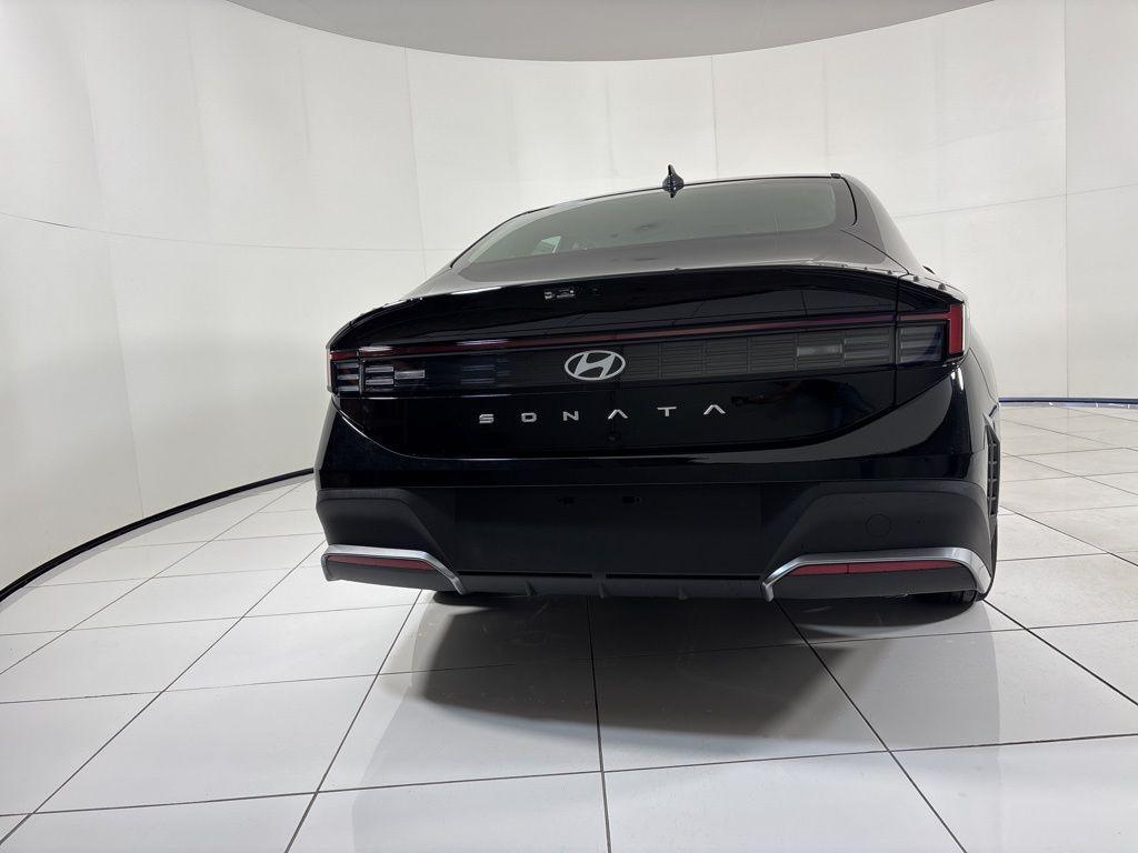 Thumbnail: 2026 Hyundai Sonata - 4