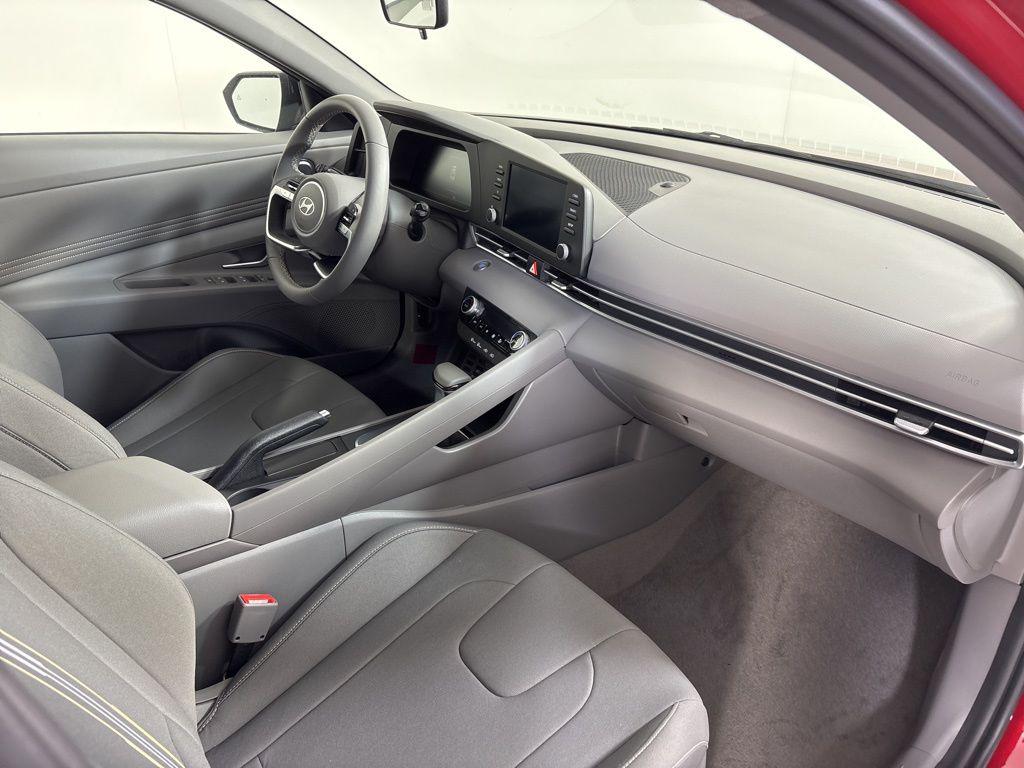 Thumbnail: 2026 Hyundai Elantra - 13