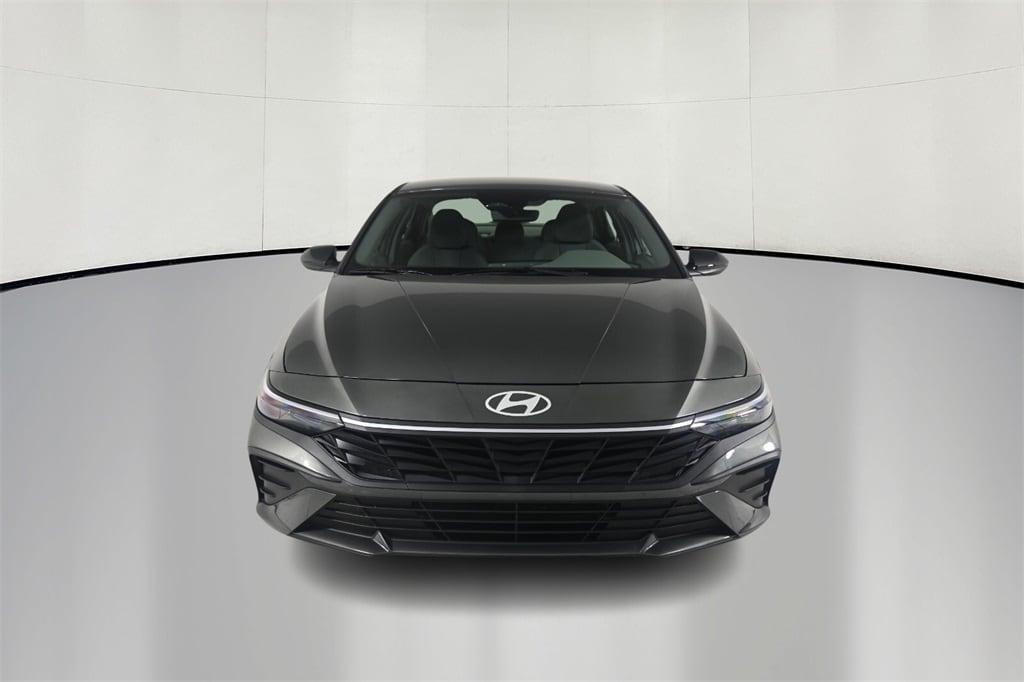 Thumbnail: 2025 Hyundai Elantra - 2