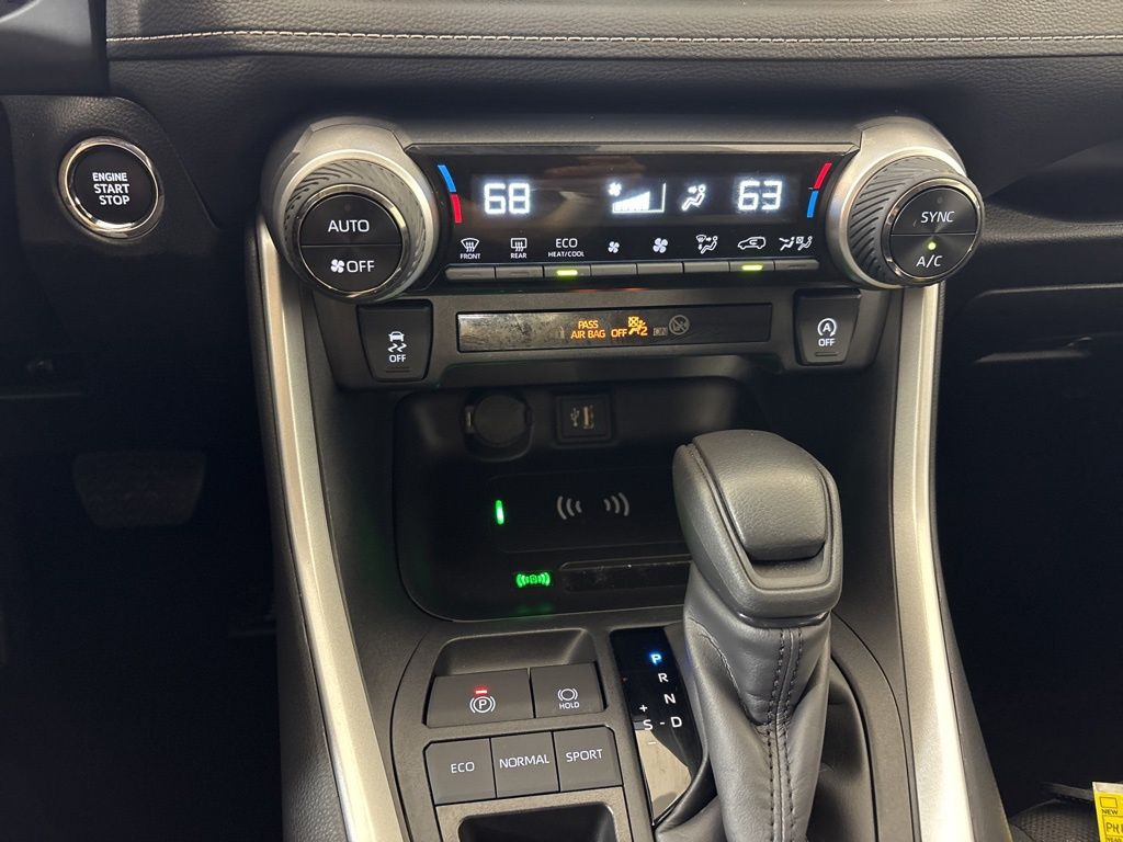 Thumbnail: 2024 Toyota RAV4 - 27