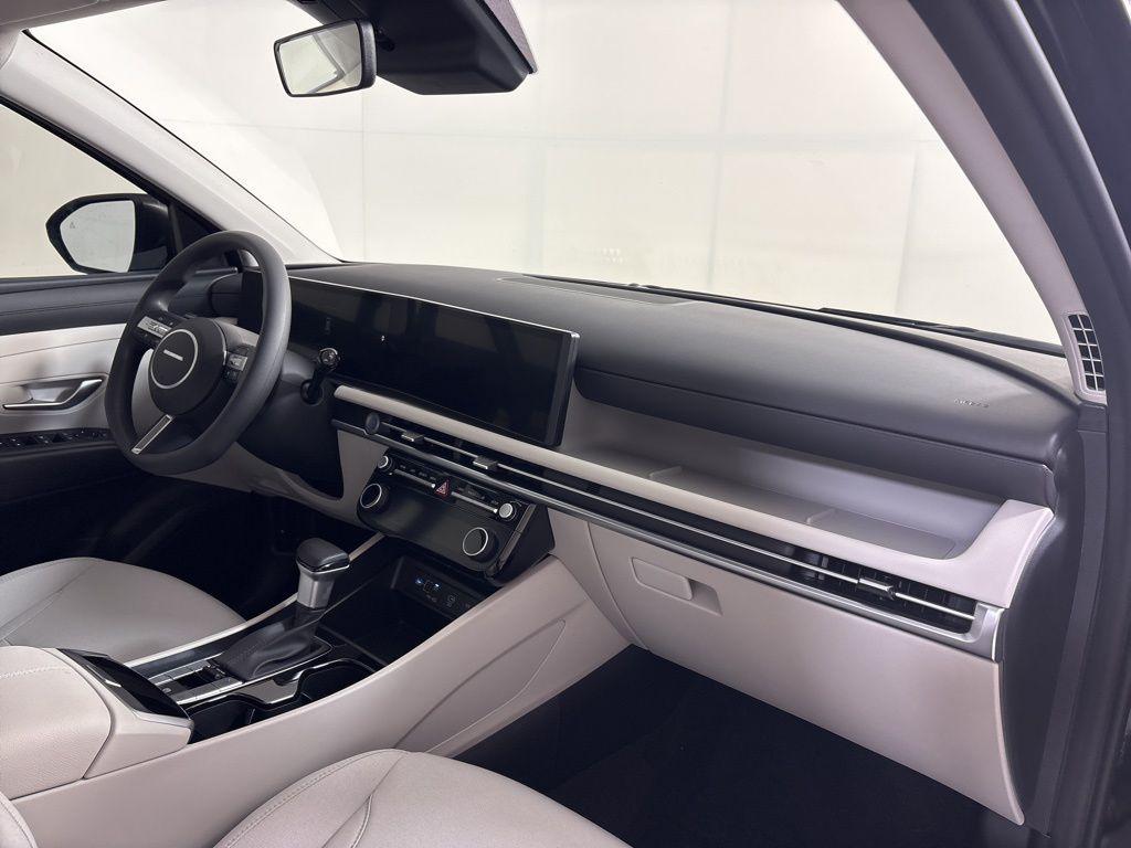 Thumbnail: 2026 Hyundai Tucson - 13