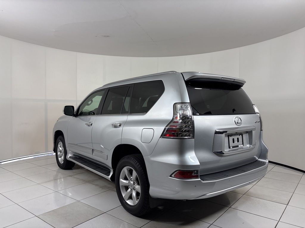 Thumbnail: 2019 Lexus GX - 3