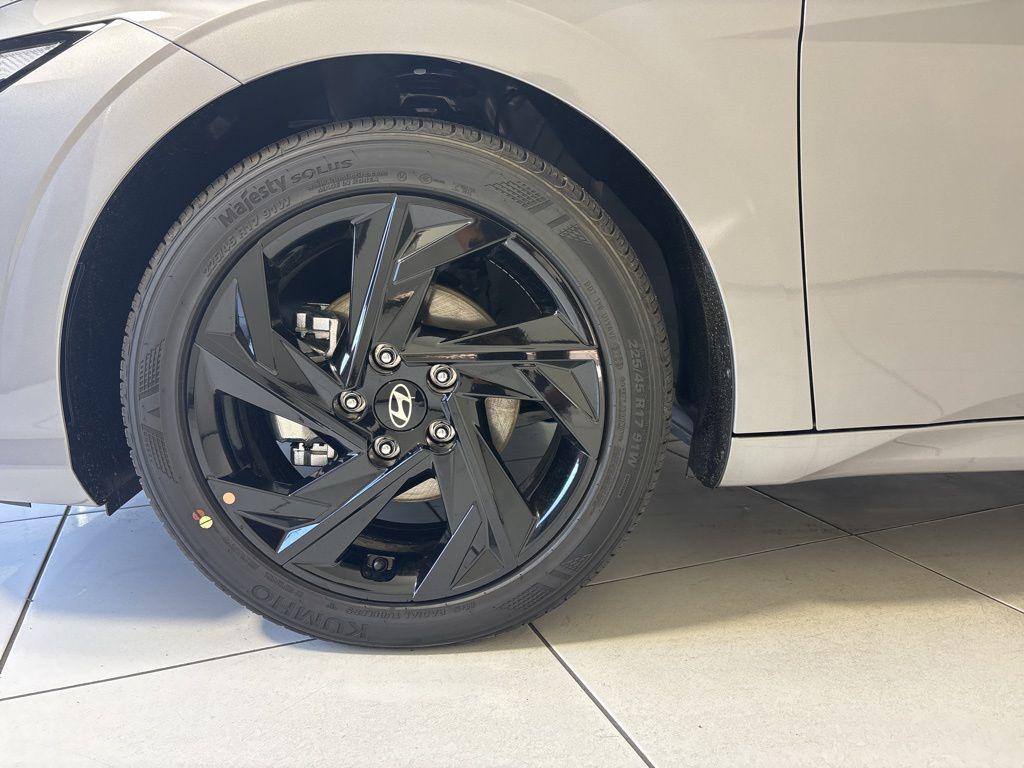 Thumbnail: 2026 Hyundai Elantra - 9