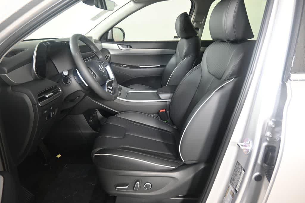 Thumbnail: 2025 Hyundai Palisade - 12