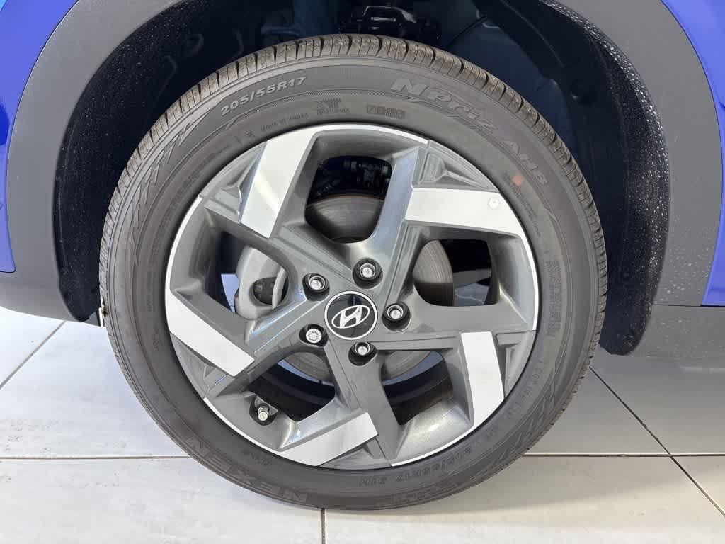 Thumbnail: 2025 Hyundai Venue - 9