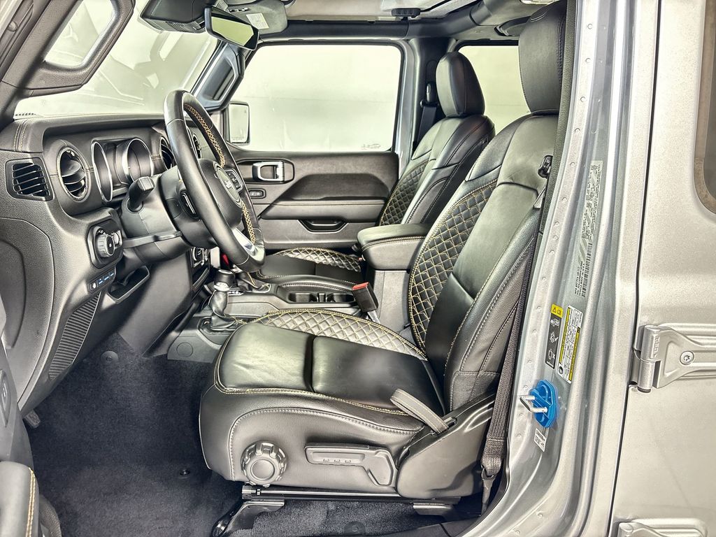 2022 Jeep Wrangler Unlimited High Altitude 4XE - Photo 13