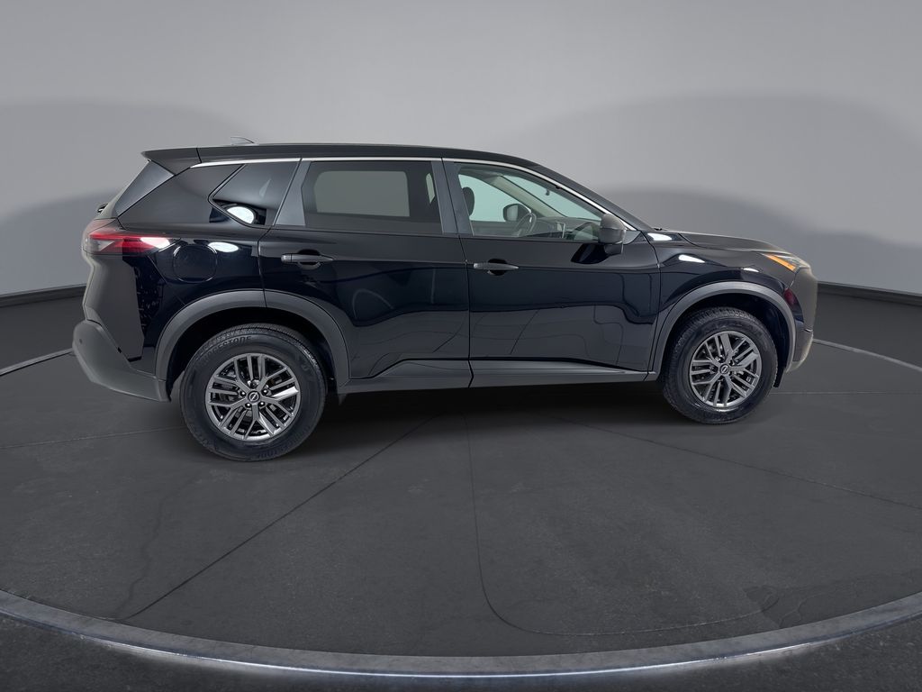Thumbnail: 2023 Nissan Rogue - 9