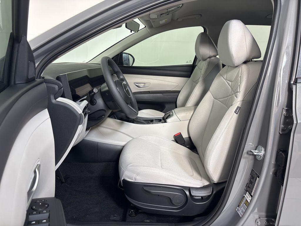 Thumbnail: 2026 Hyundai Tucson - 14