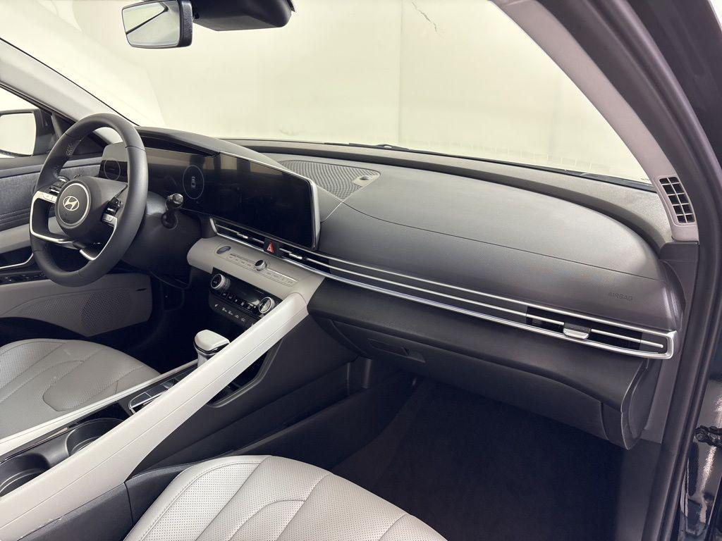 Thumbnail: 2026 Hyundai Elantra - 13