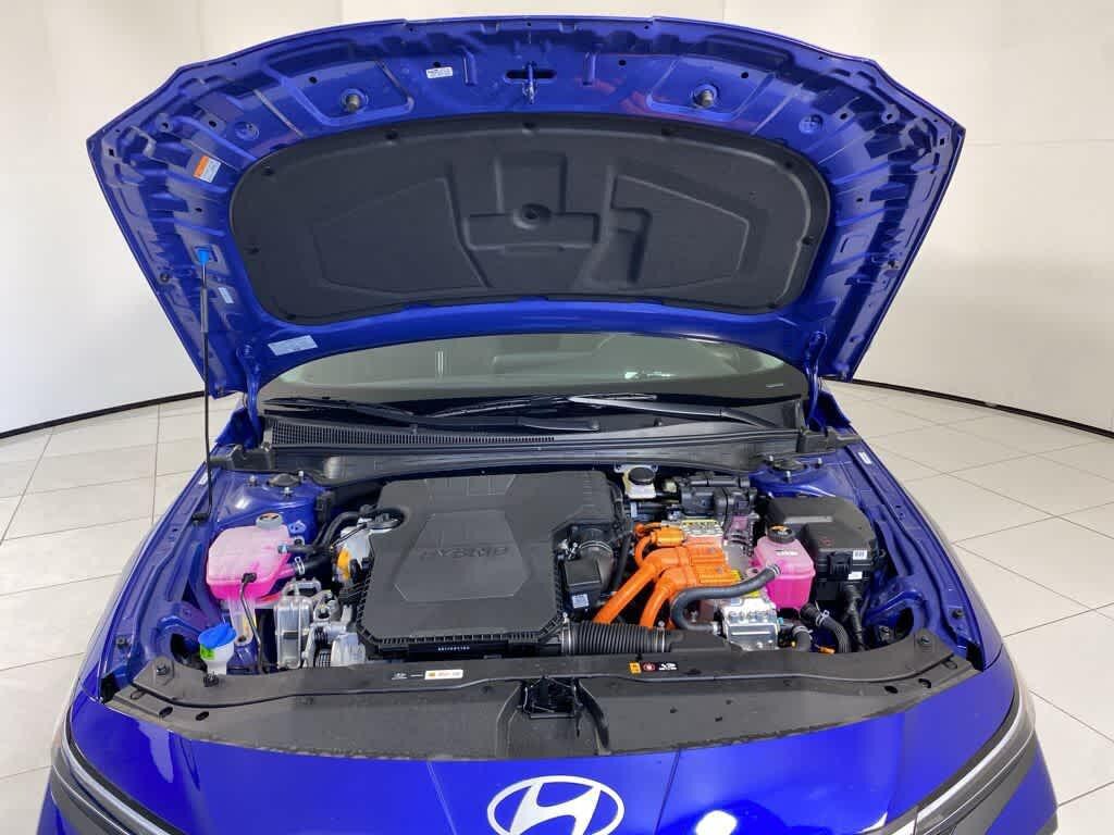 Thumbnail: 2025 Hyundai Elantra - 11