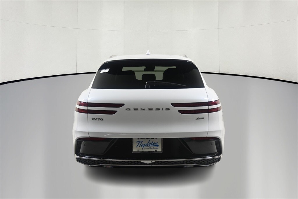 Thumbnail: 2026 Genesis GV70 - 6