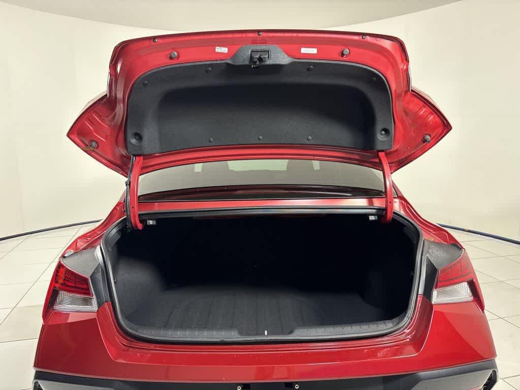 Thumbnail: 2025 Hyundai Elantra - 24