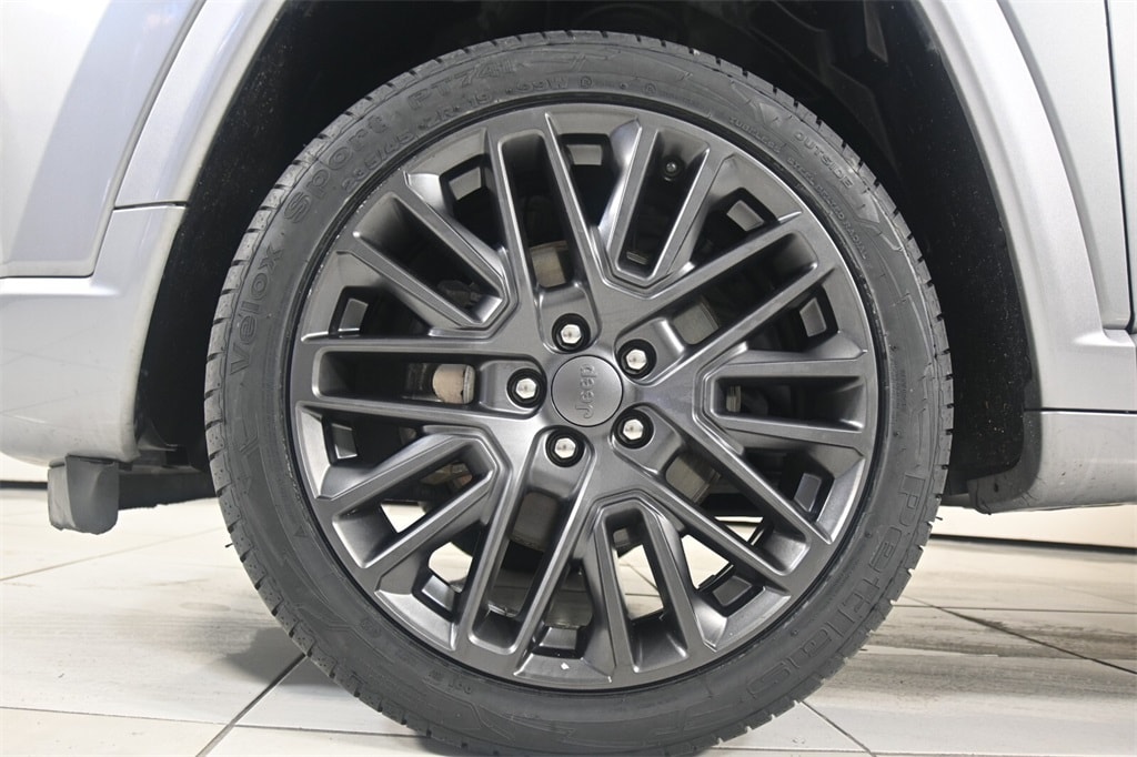 Thumbnail: 2022 Jeep Compass - 9