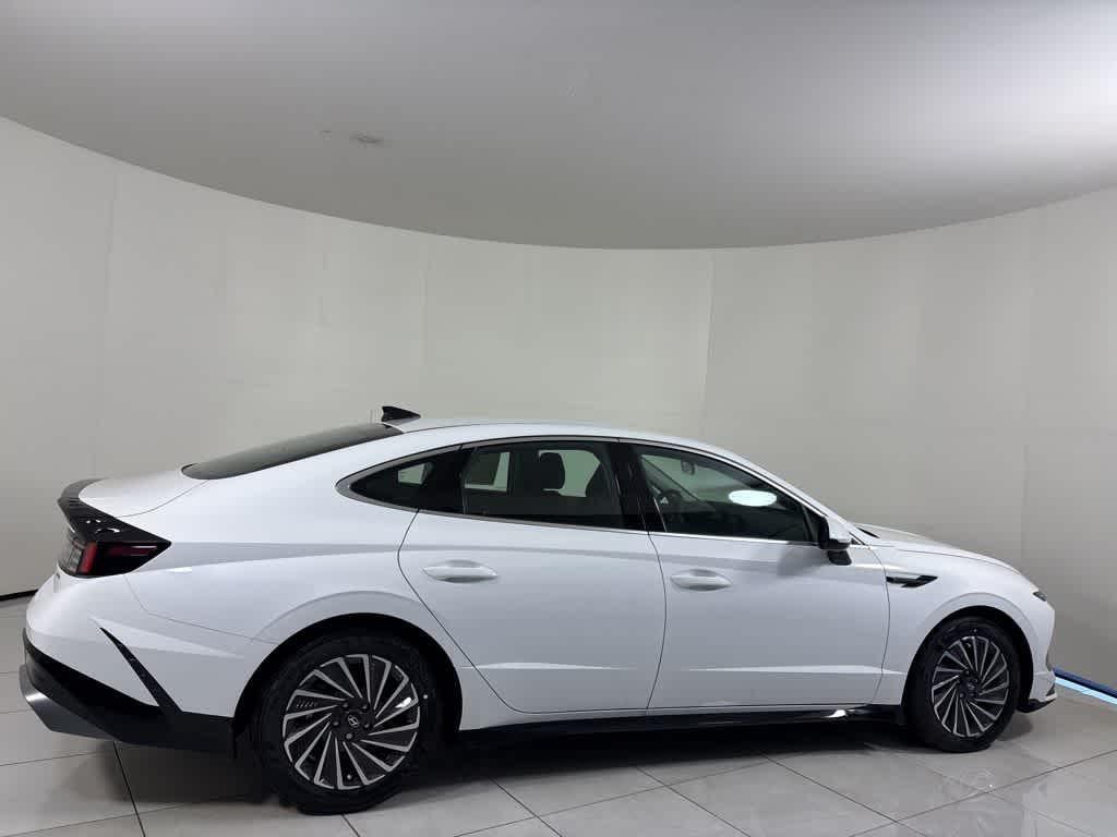 Thumbnail: 2025 Hyundai Sonata - 6