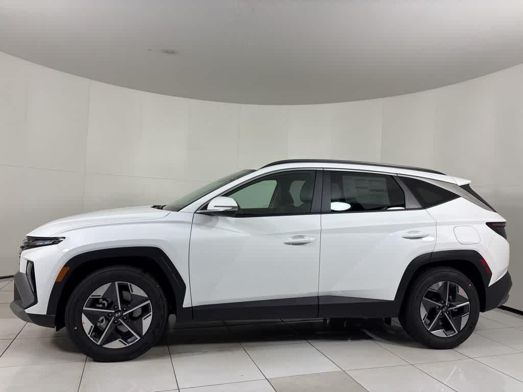 2026 Hyundai Tucson SEL Convenience photo 2