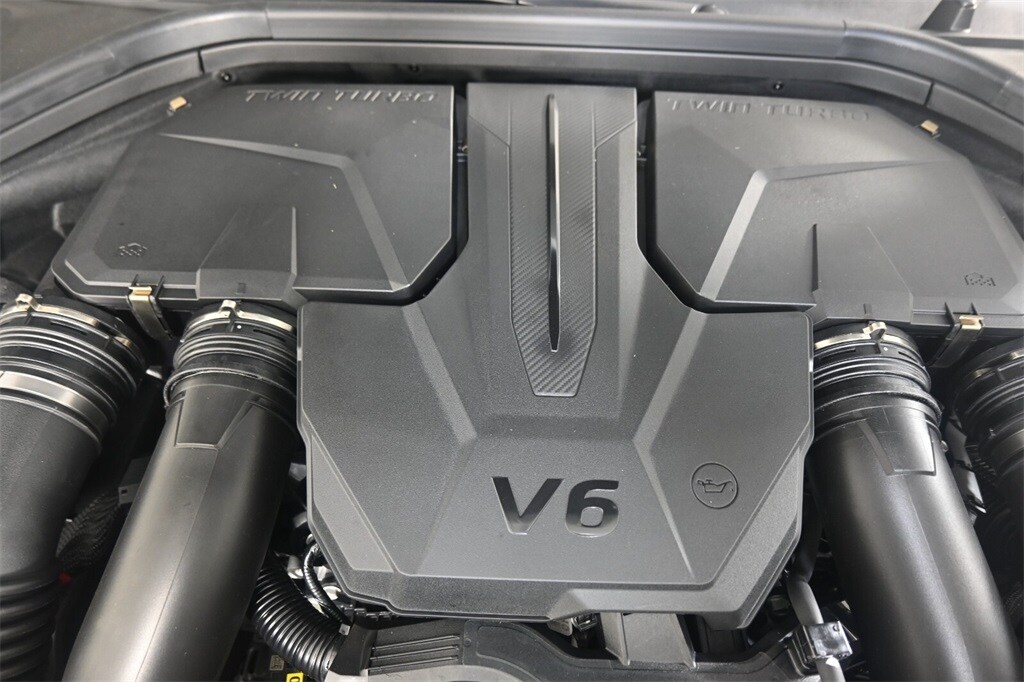 Thumbnail: 2026 Genesis GV70 - 10