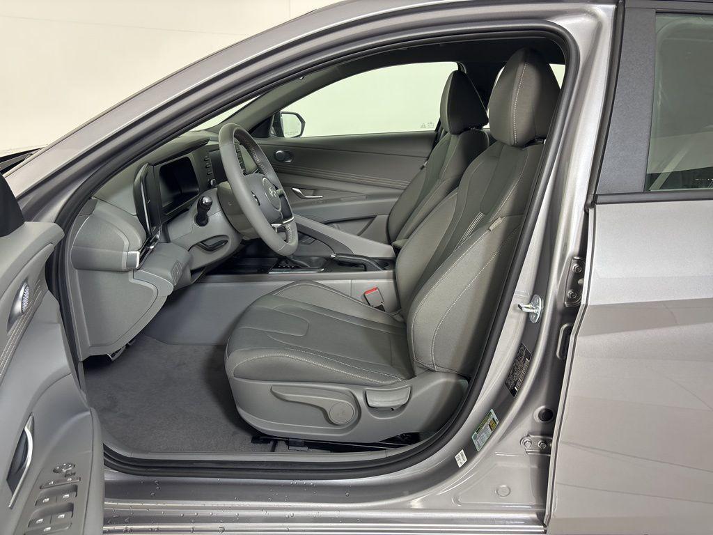 Thumbnail: 2026 Hyundai Elantra - 14