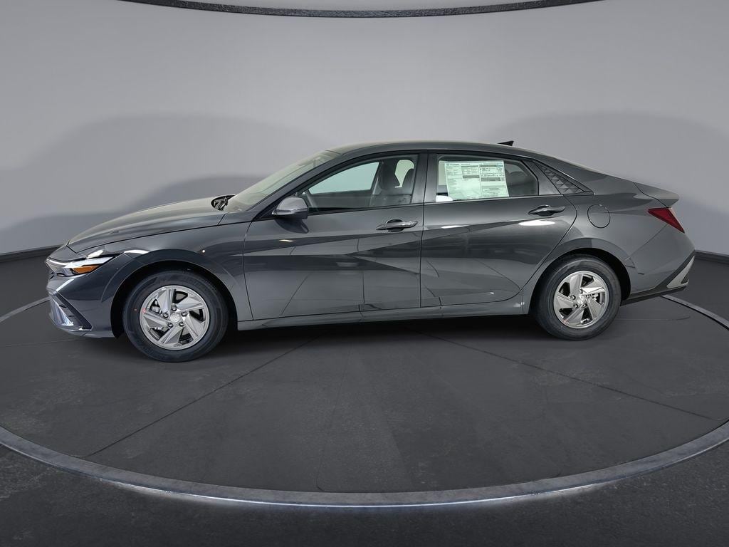 Thumbnail: 2026 Hyundai Elantra - 5