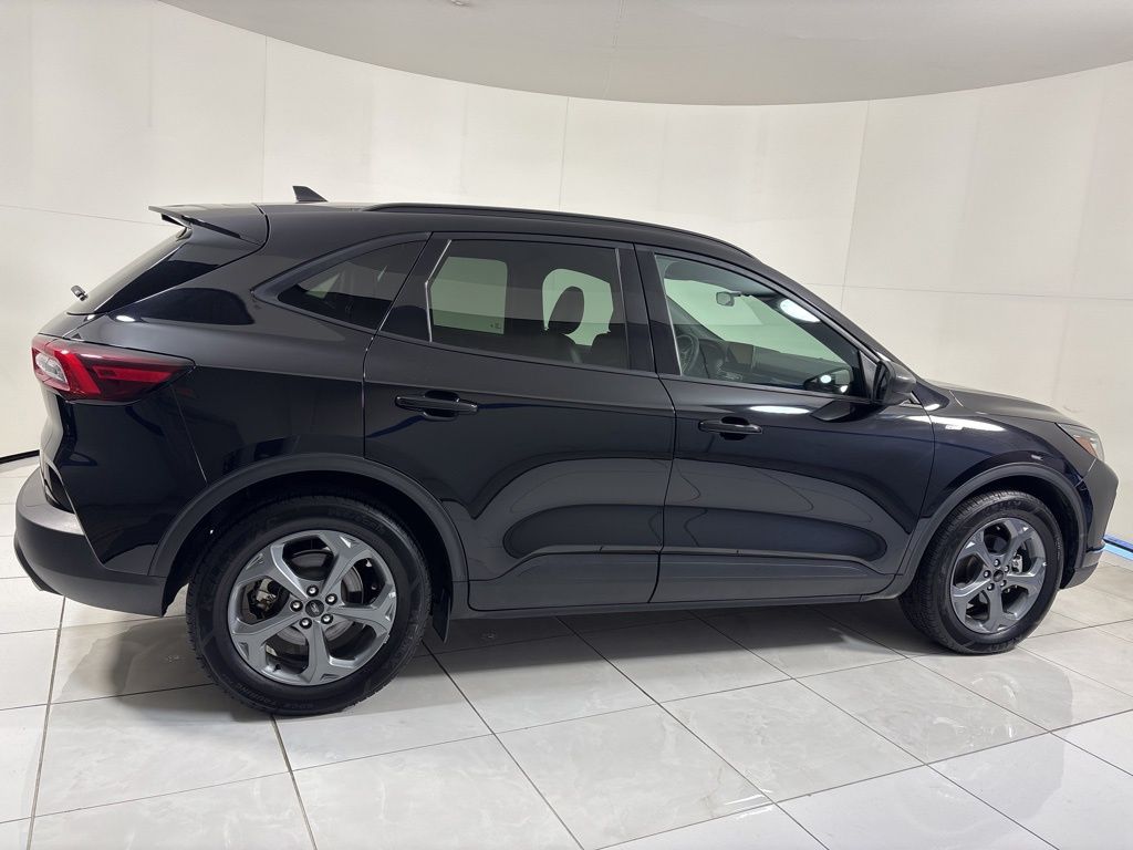 Thumbnail: 2025 Ford Escape - 6