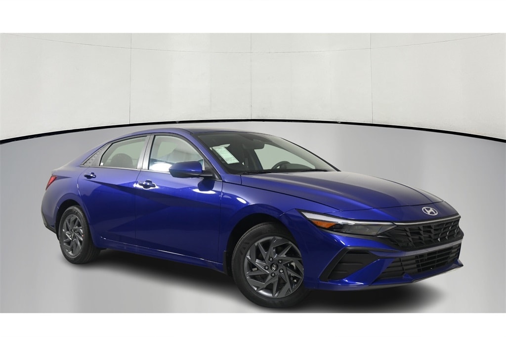 Thumbnail: 2025 Hyundai Elantra - 1