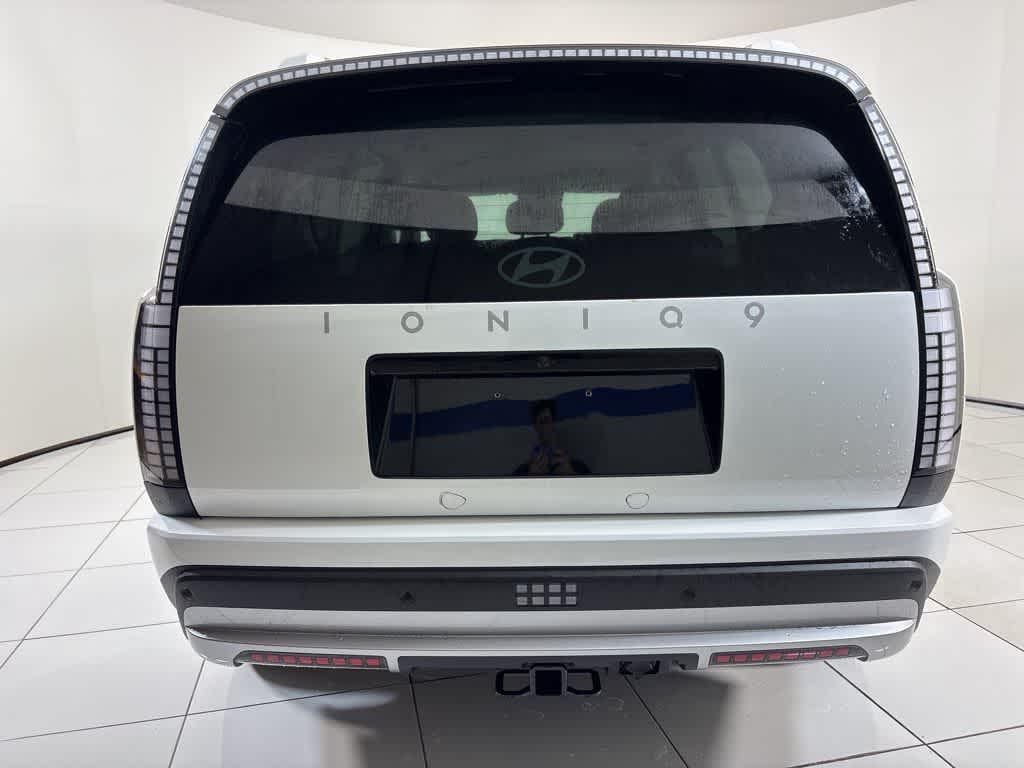 Thumbnail: 2026 Hyundai Ioniq - 4