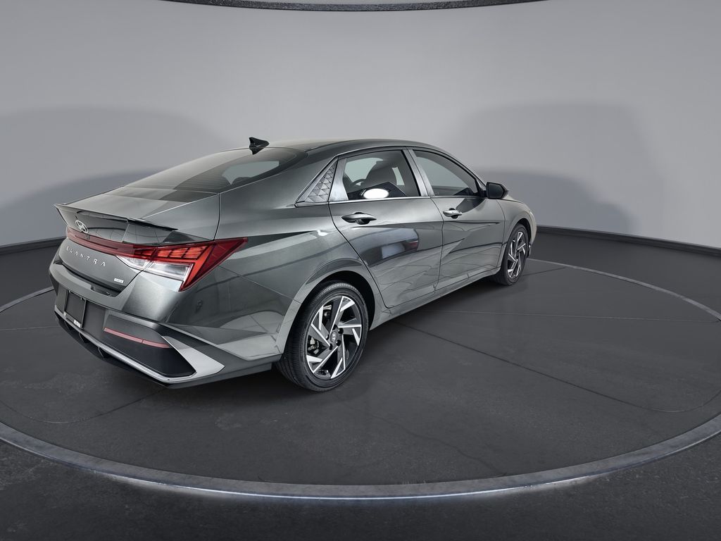 2025 Hyundai Elantra Blue - Photo 8