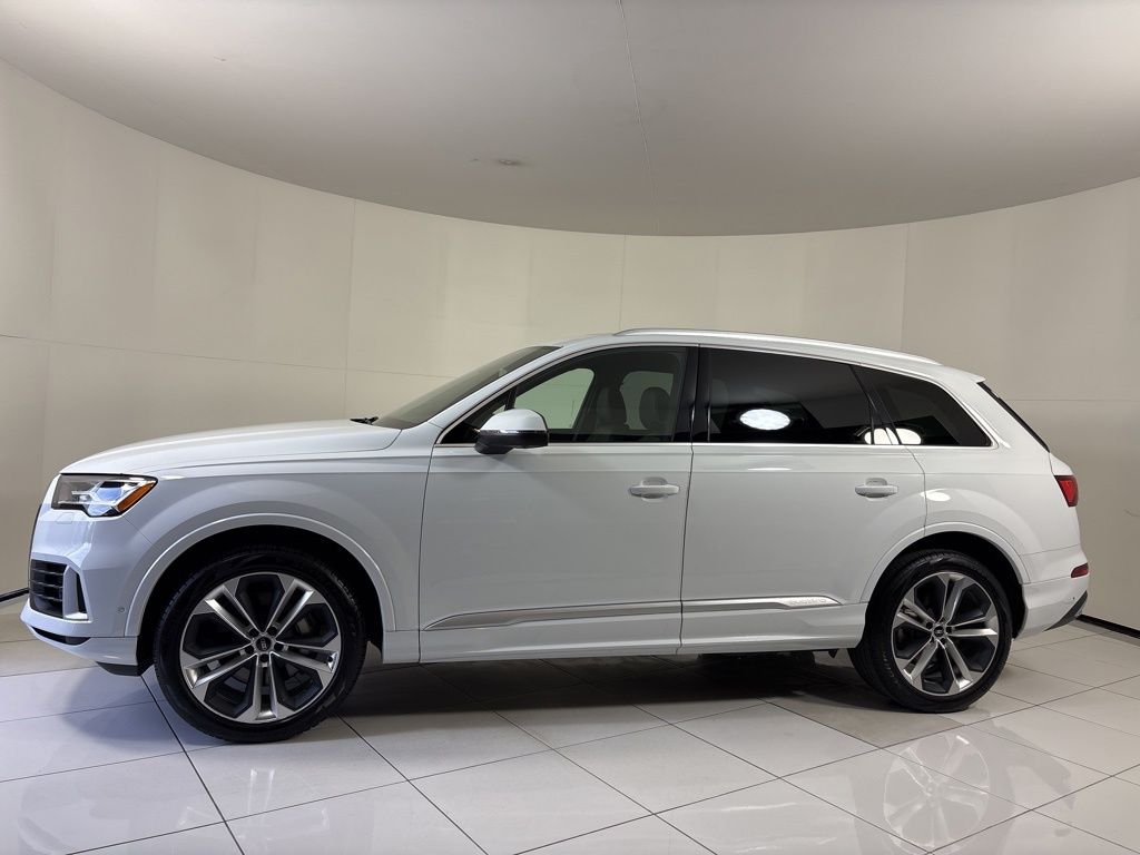 Thumbnail: 2021 Audi Q7 - 2