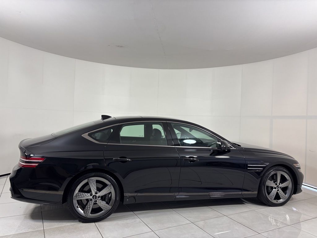 Thumbnail: 2025 Genesis G80 - 6