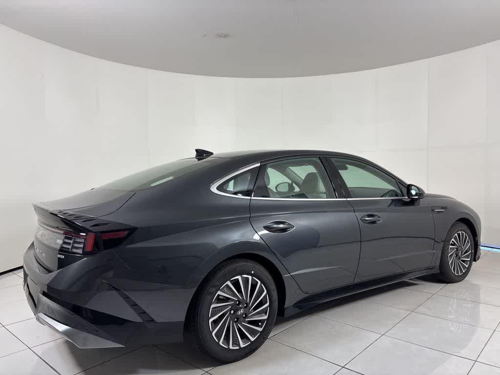 Thumbnail: 2025 Hyundai Sonata - 5