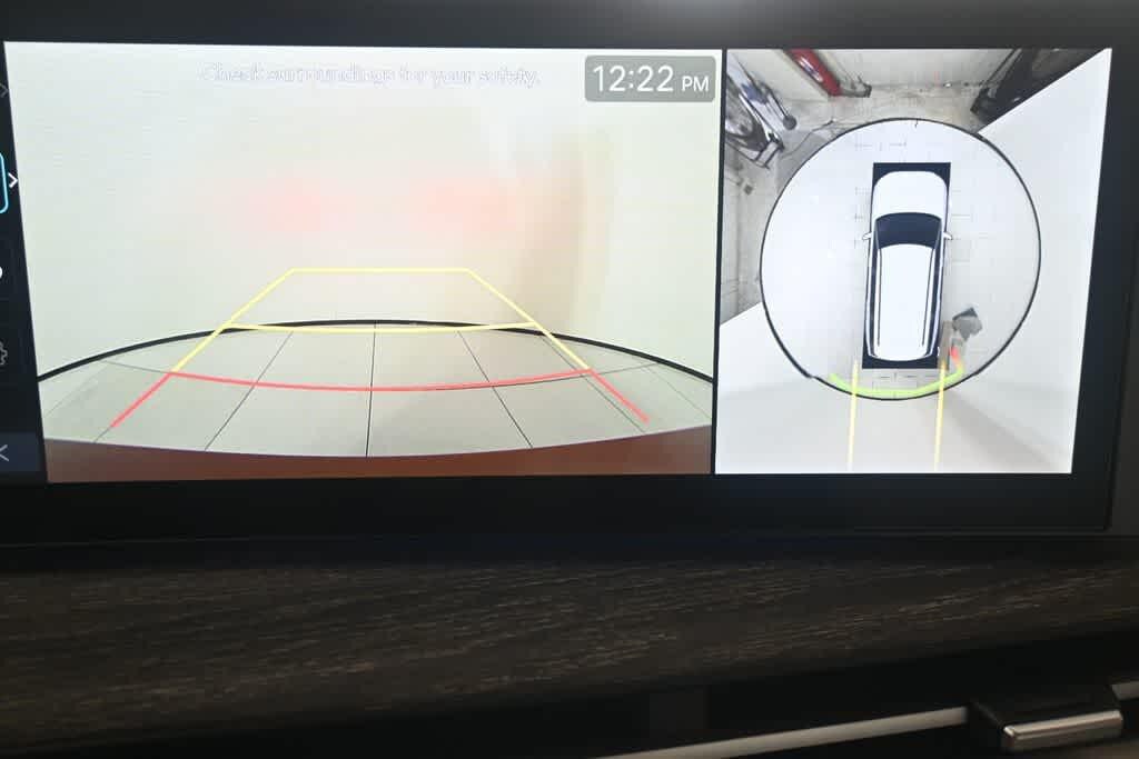 Thumbnail: 2025 Hyundai Santa Fe - 18