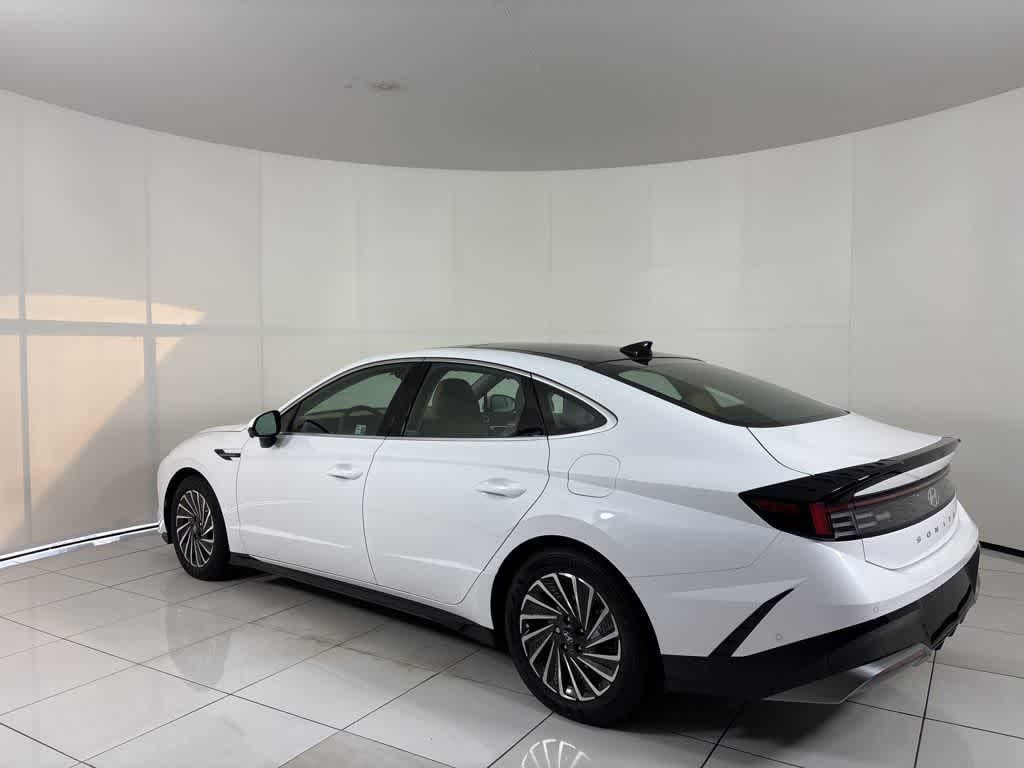 Thumbnail: 2025 Hyundai Sonata - 3