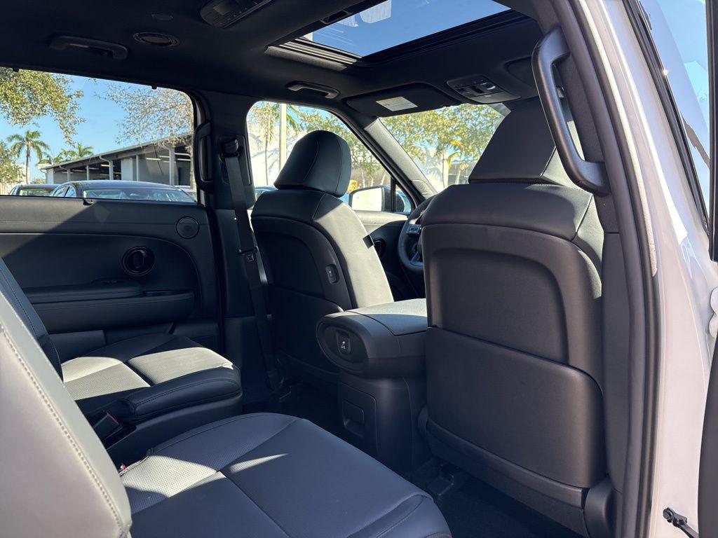 Thumbnail: 2026 Hyundai Palisade - 17