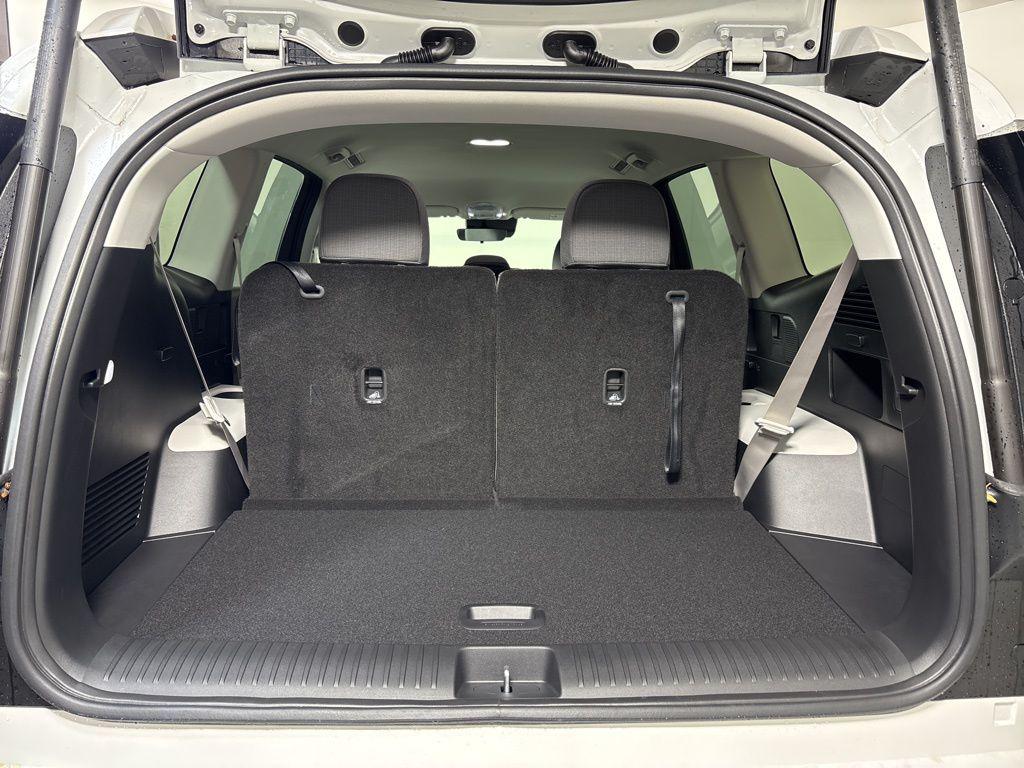 Thumbnail: 2026 Hyundai Ioniq - 17