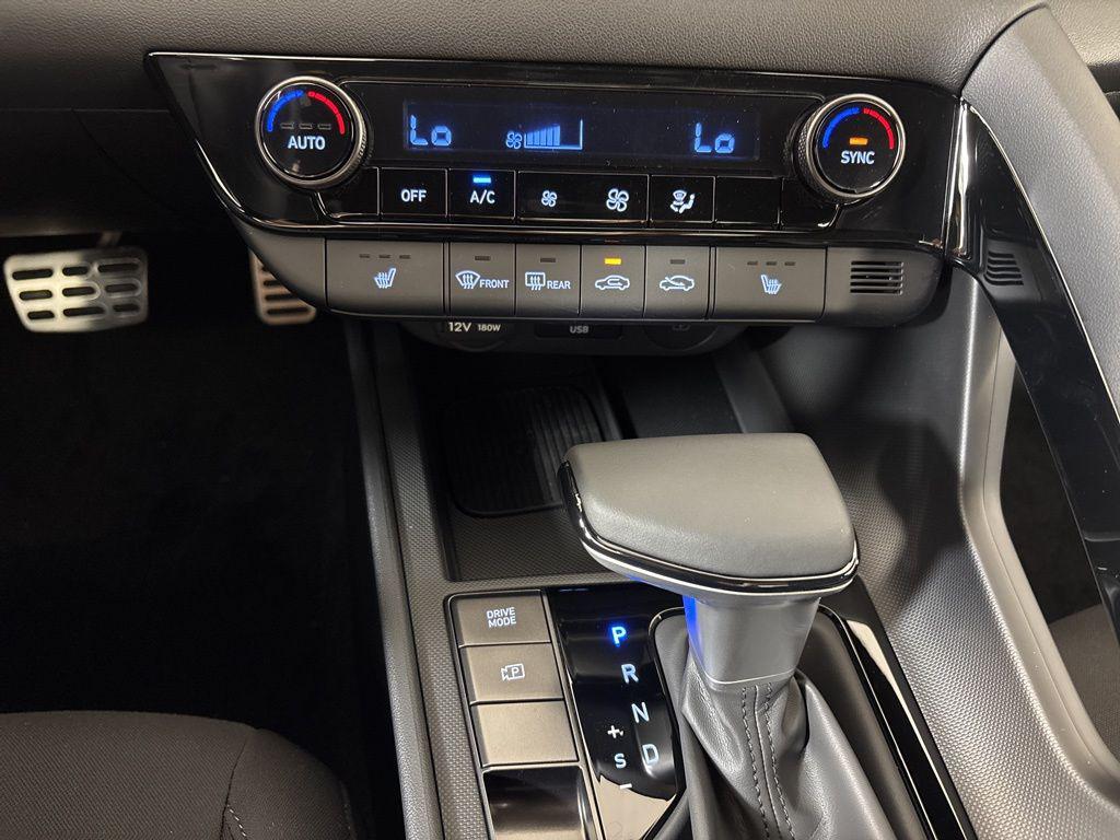 Thumbnail: 2026 Hyundai Elantra - 27