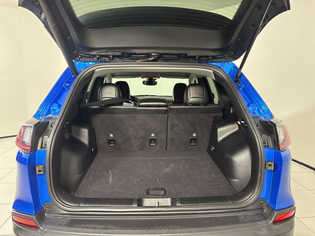 Thumbnail: 2023 Jeep Cherokee - 22