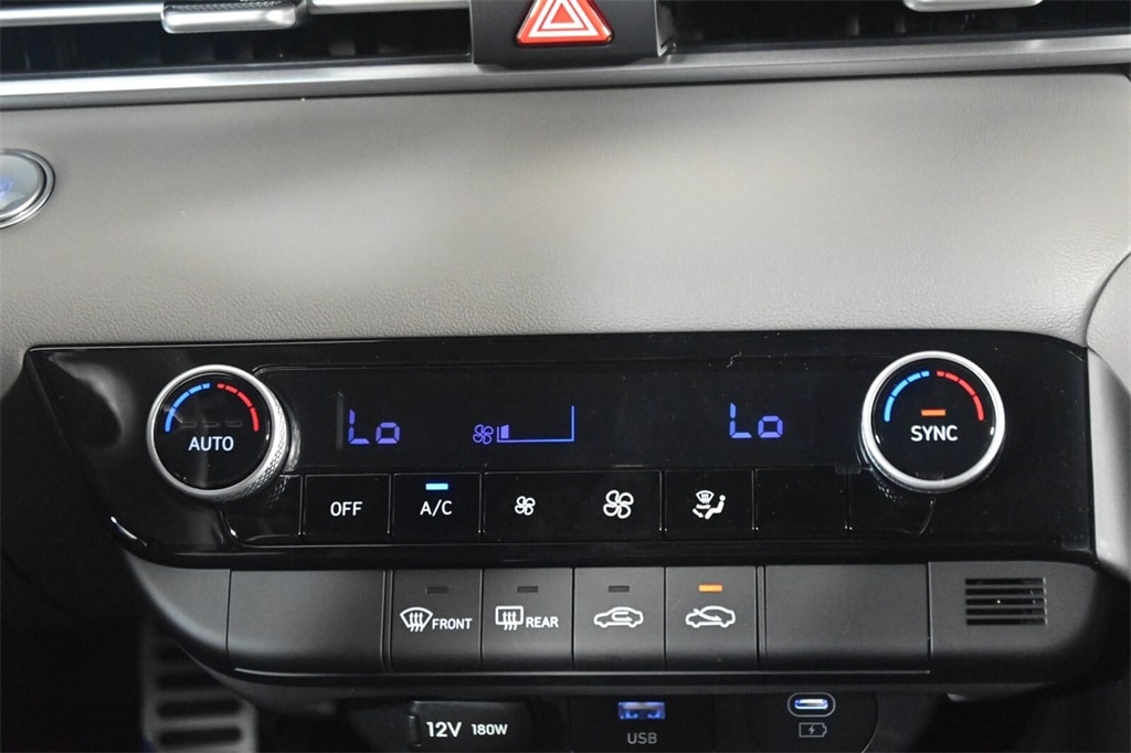 Thumbnail: 2025 Hyundai Elantra - 20