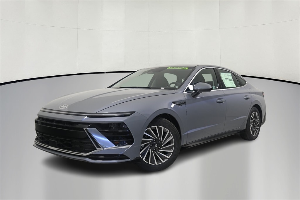 Thumbnail: 2025 Hyundai Sonata - 3
