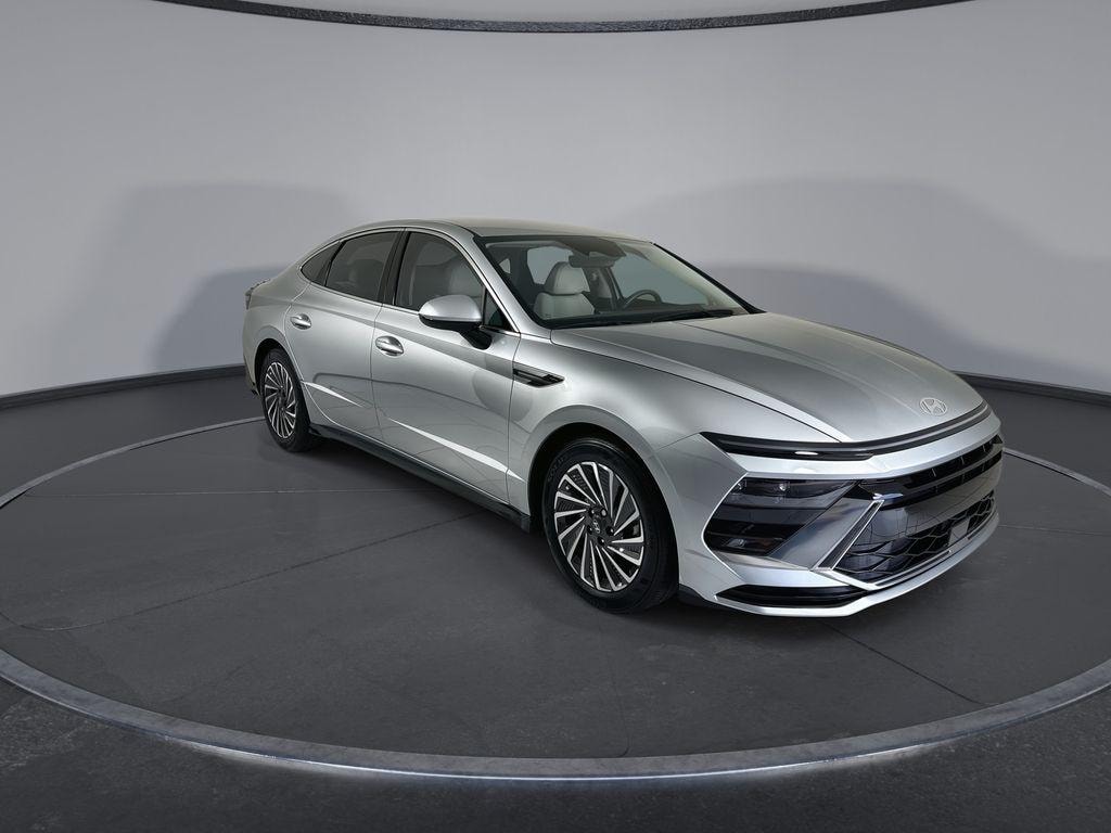 Certified 2025 Hyundai Sonata Hybrid SEL Sedan