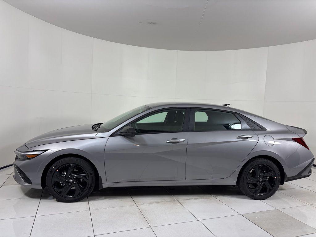 Thumbnail: 2026 Hyundai Elantra - 2