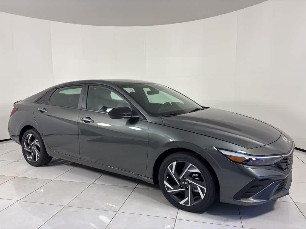 Thumbnail: 2025 Hyundai Elantra - 7