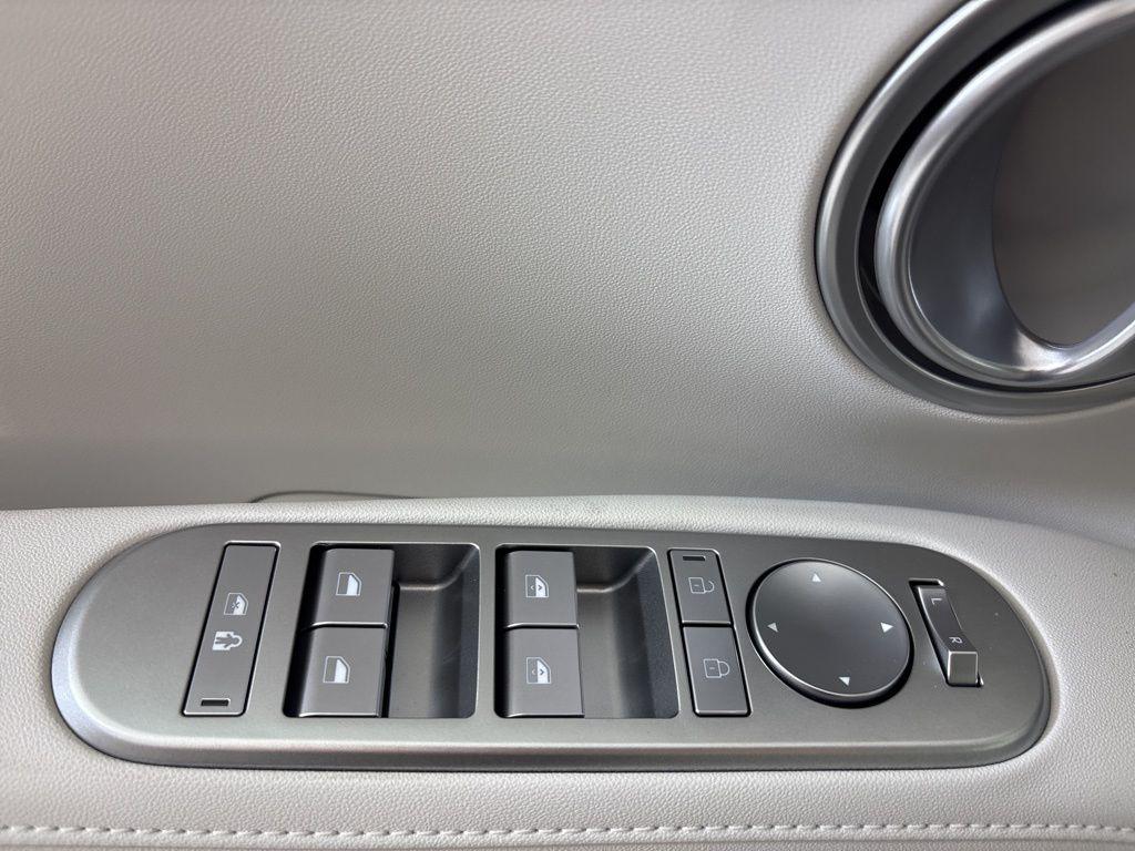 Thumbnail: 2026 Hyundai Palisade - 18