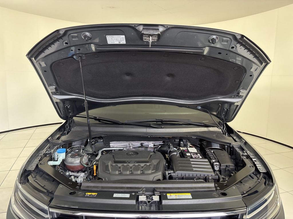 Thumbnail: 2023 Volkswagen Tiguan - 11