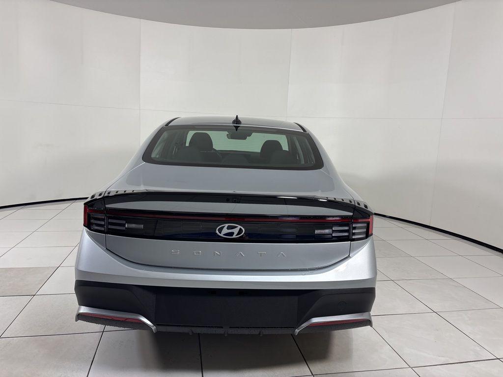 Thumbnail: 2026 Hyundai Sonata - 4