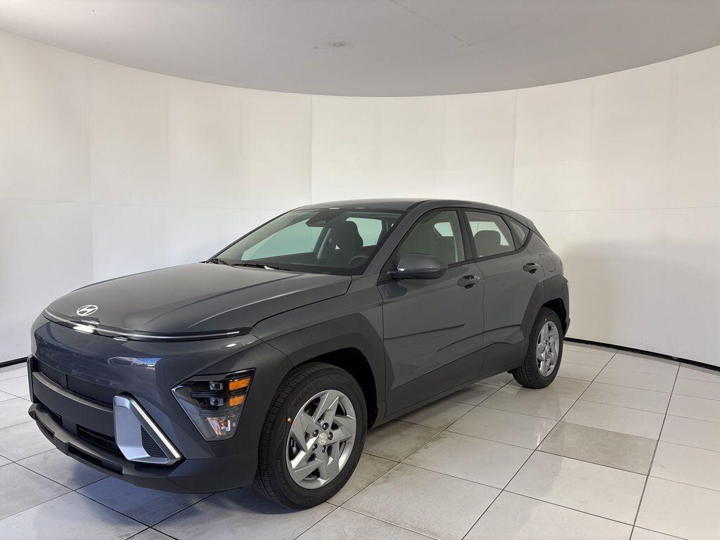 New 2026 Hyundai Kona SE FWD SUV