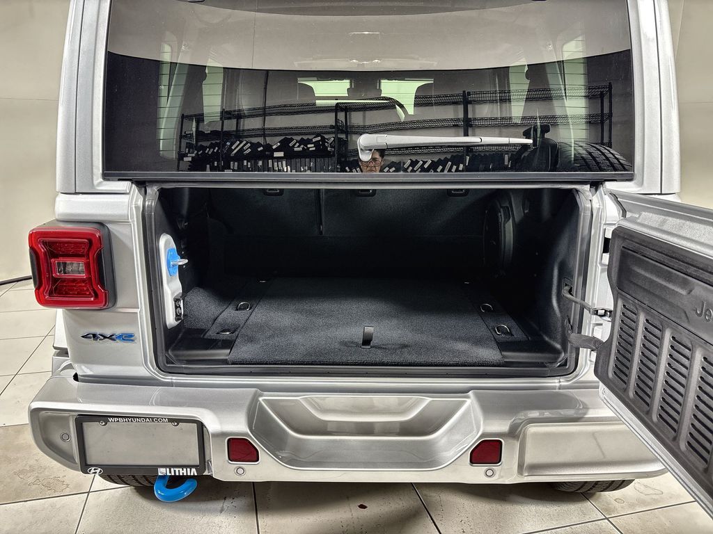 2022 Jeep Wrangler Unlimited High Altitude 4XE - Photo 21