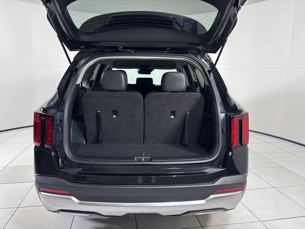 Thumbnail: 2025 Kia Sorento - 25