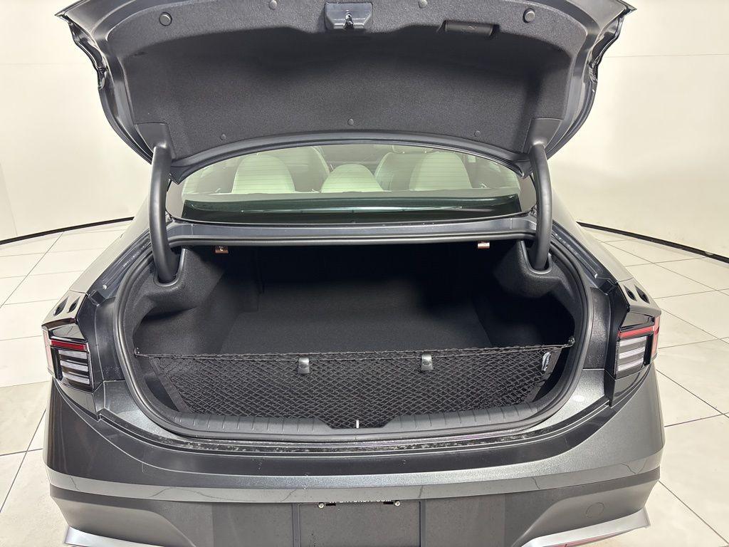 Thumbnail: 2026 Hyundai Sonata - 23