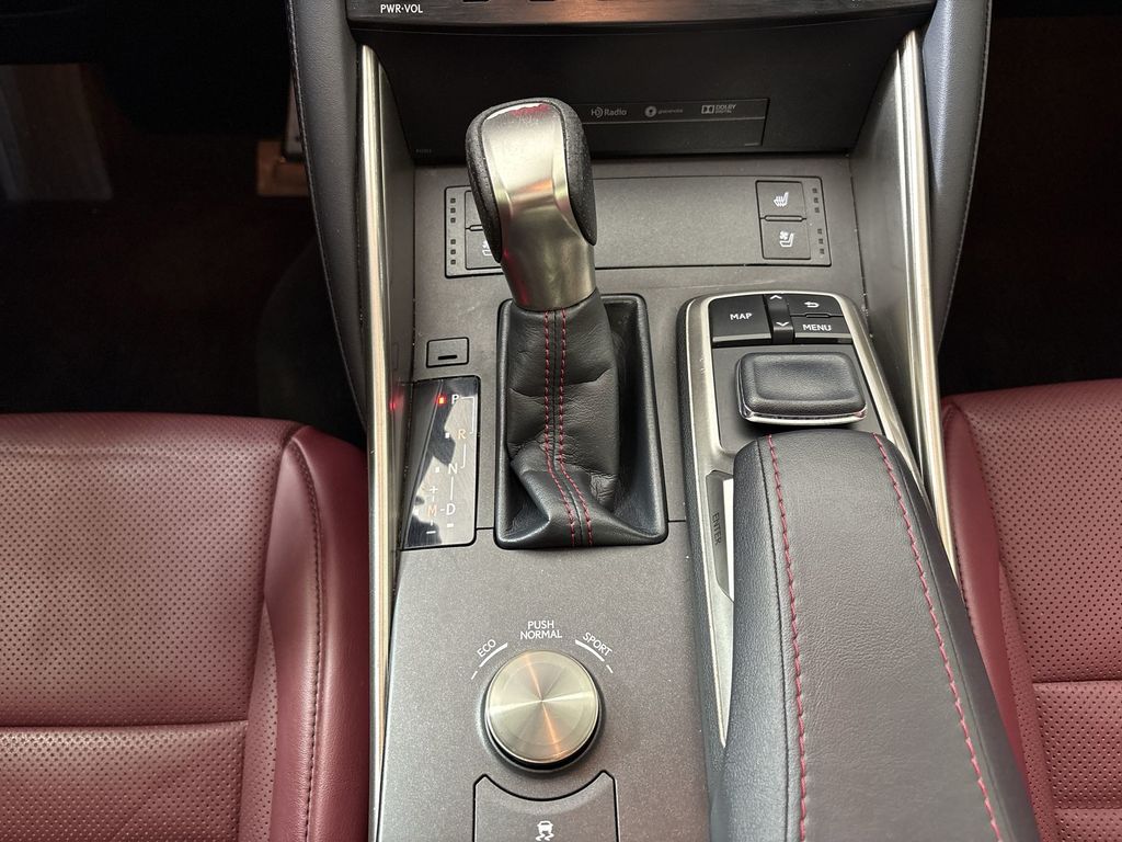 Thumbnail: 2018 Lexus IS - 22